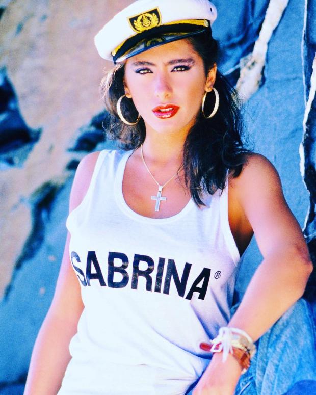 Сабрина выступает и сейчас, но ее имя и поныне ассоциируется в основном только с музыкой 80-х годов.