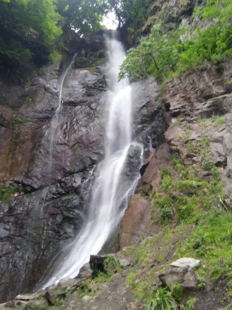 Водопад Махунцети.