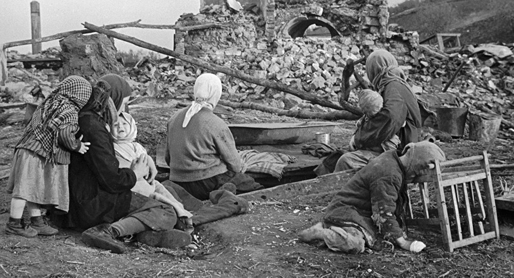 По данным электронной базы «Белорусские деревни, уничтоженные в годы Великой Отечественной войны. 1941—1944 годы», в Беларуси частично или полностью были сожжены 9097 деревень.