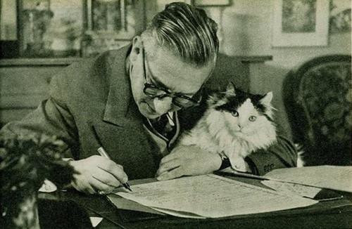 Жан-Поль Сартр и его «соавтор».