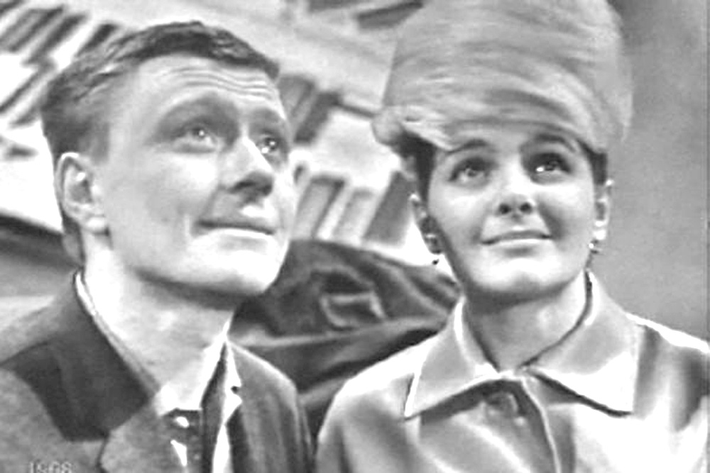 Валентина Шарыкина и Андрей Миронов после играли на одной сцене в Театре сатиры.